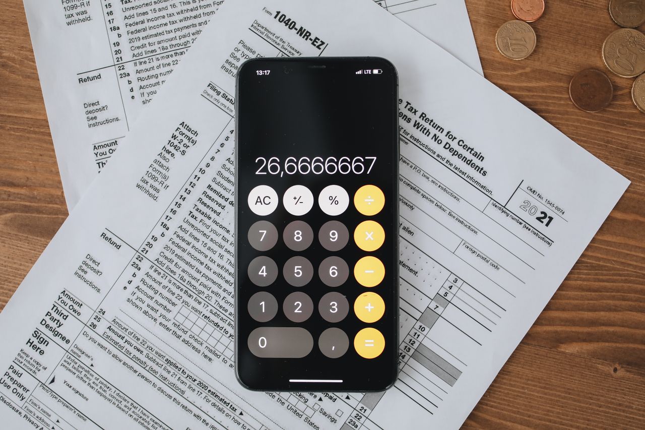 Calculadora sobre documentos fiscales para calcular la TAE neta de una cuenta remunerada en España